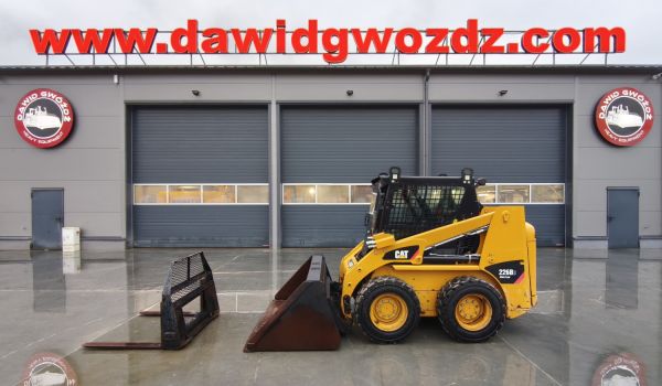 CATERPILLAR 226B3